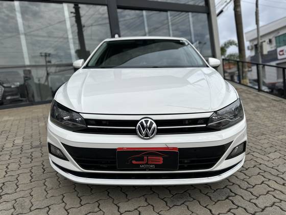 VOLKSWAGEN VIRTUS 1.0 200 TSI HIGHLINE AUTOMÁTICO